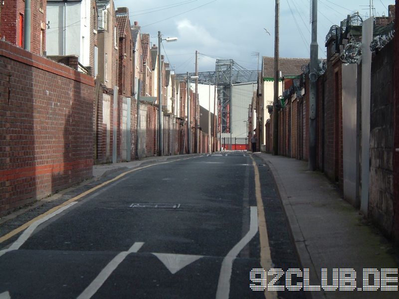 Anfield - Liverpool FC, Blick von der Rockfield Road auf den Ground