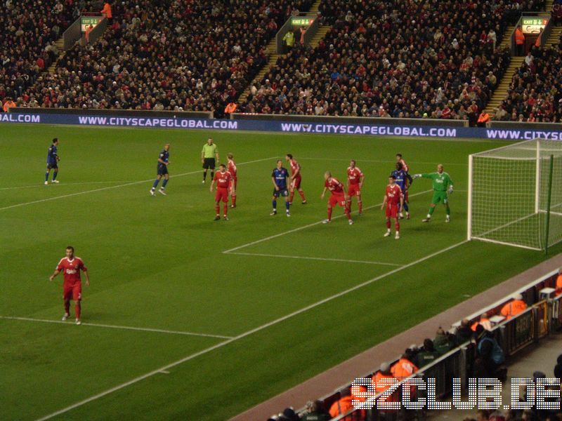 Anfield - Liverpool FC, Reina, Kuyt, Gerrard etc.