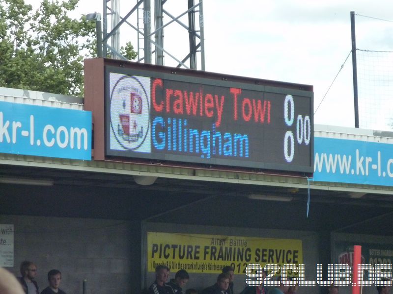 Crawley Town - Gillingham FC, Broadfield Stadium, League One, 07.09.2013 - 