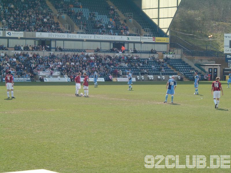 Wycombe Wanderers - Shrewsbury Town, Adams Park, League Two, 07.04.2007 - Kickoff