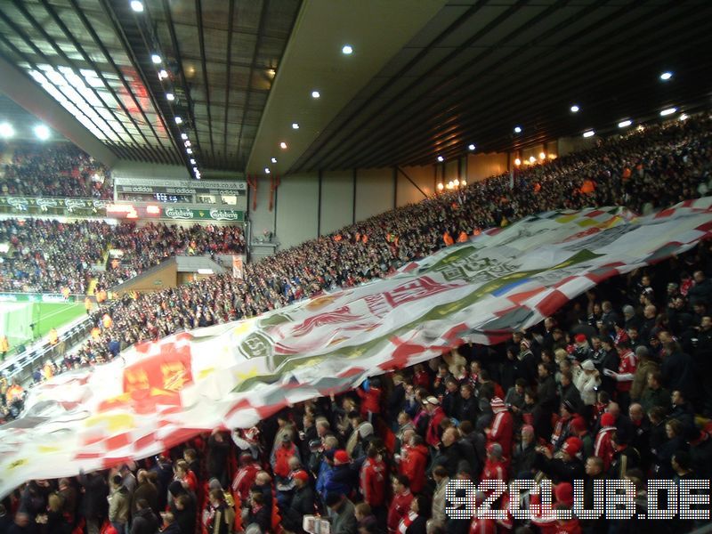 Liverpool FC - Sunderland AFC, Anfield, Premier League, 03.03.2009 - Blockfahne im Kop