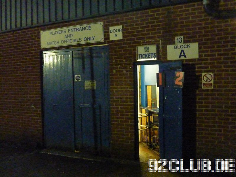 Bury FC - Shrewsbury Town, Gigg Lane, League One, 21.12.2012 - 